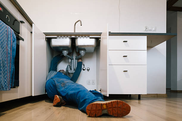 Professional Leak Detection technician working in Portage, IN